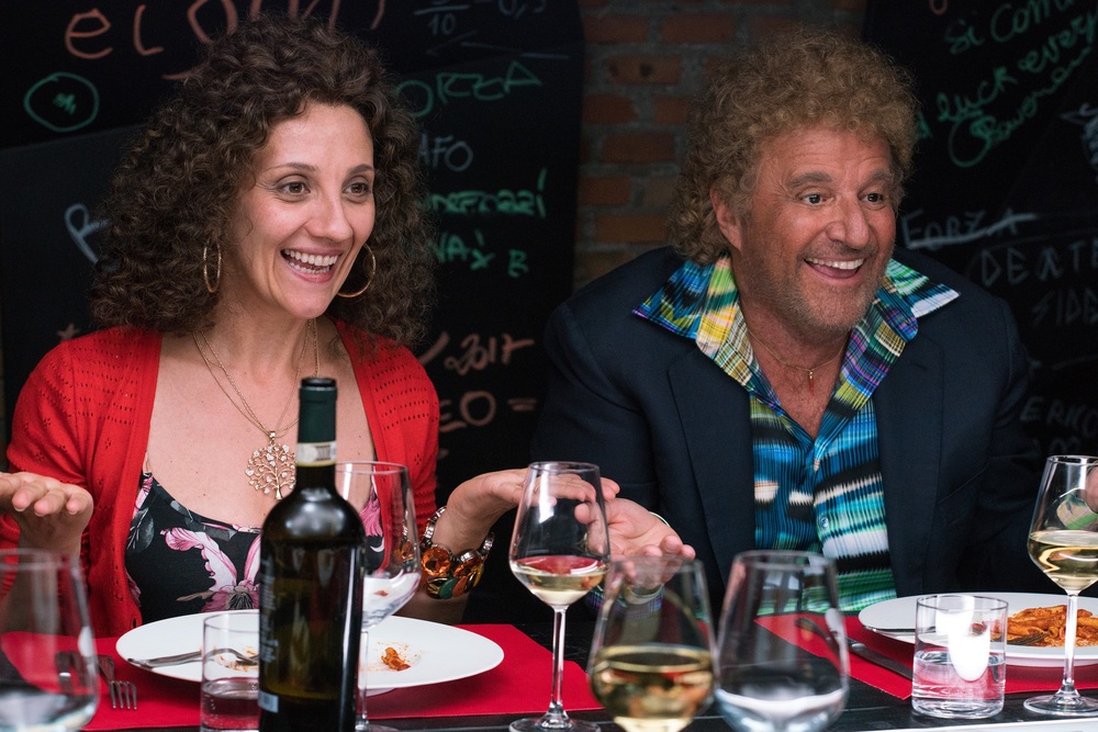 poveri_ma_ricchissimi_christian_de_sica_lucia_ocone_JPG_1400x0_q85